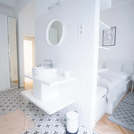 Venus - Paulay Ede I Apartman